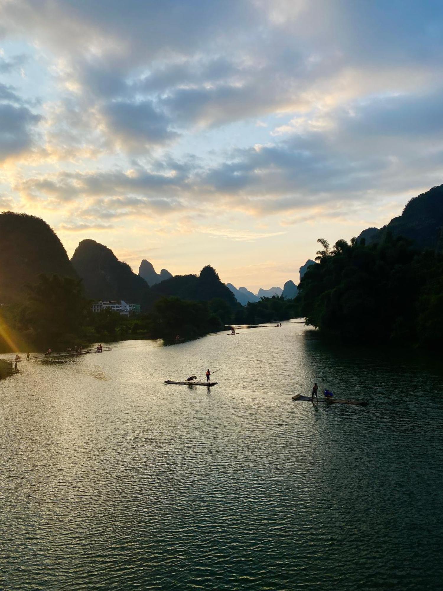 Yangshuo Hillside Homestay ภายนอก รูปภาพ